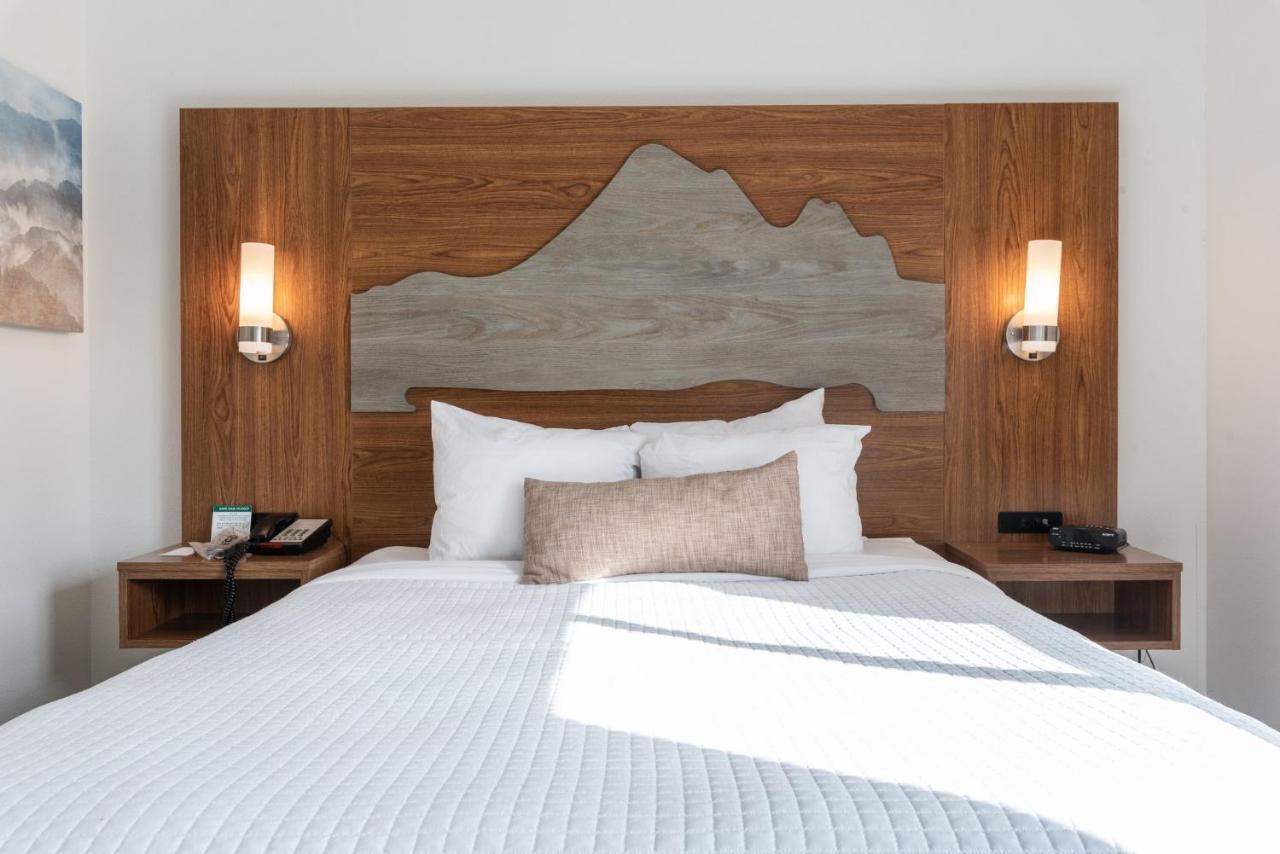 Marshall Suites Bainbridge Island Экстерьер фото