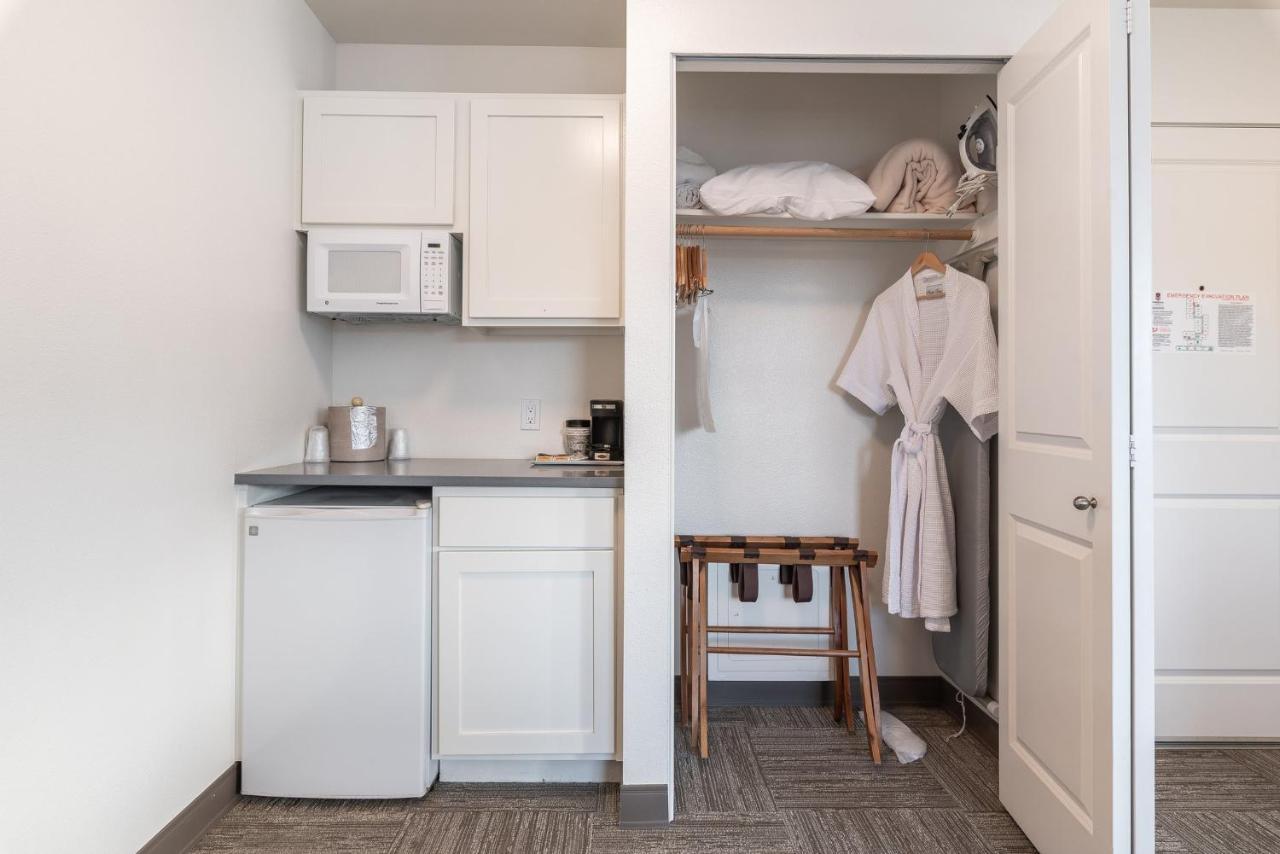 Marshall Suites Bainbridge Island Экстерьер фото
