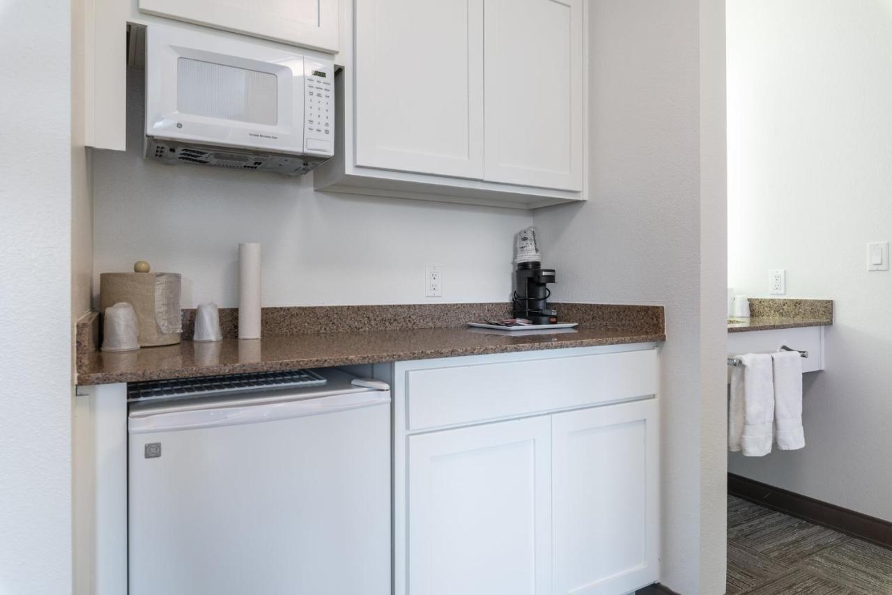 Marshall Suites Bainbridge Island Экстерьер фото